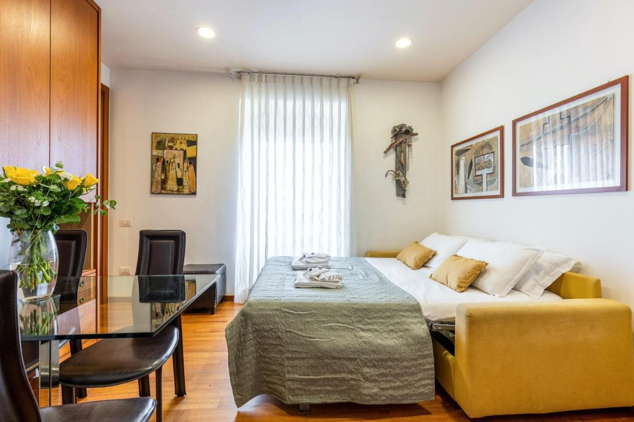 Rome As You Feel - Cozy Apartments In San Giovanni Екстериор снимка