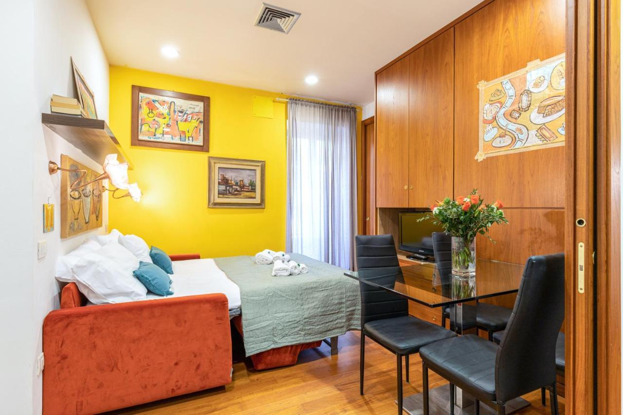 Rome As You Feel - Cozy Apartments In San Giovanni Екстериор снимка