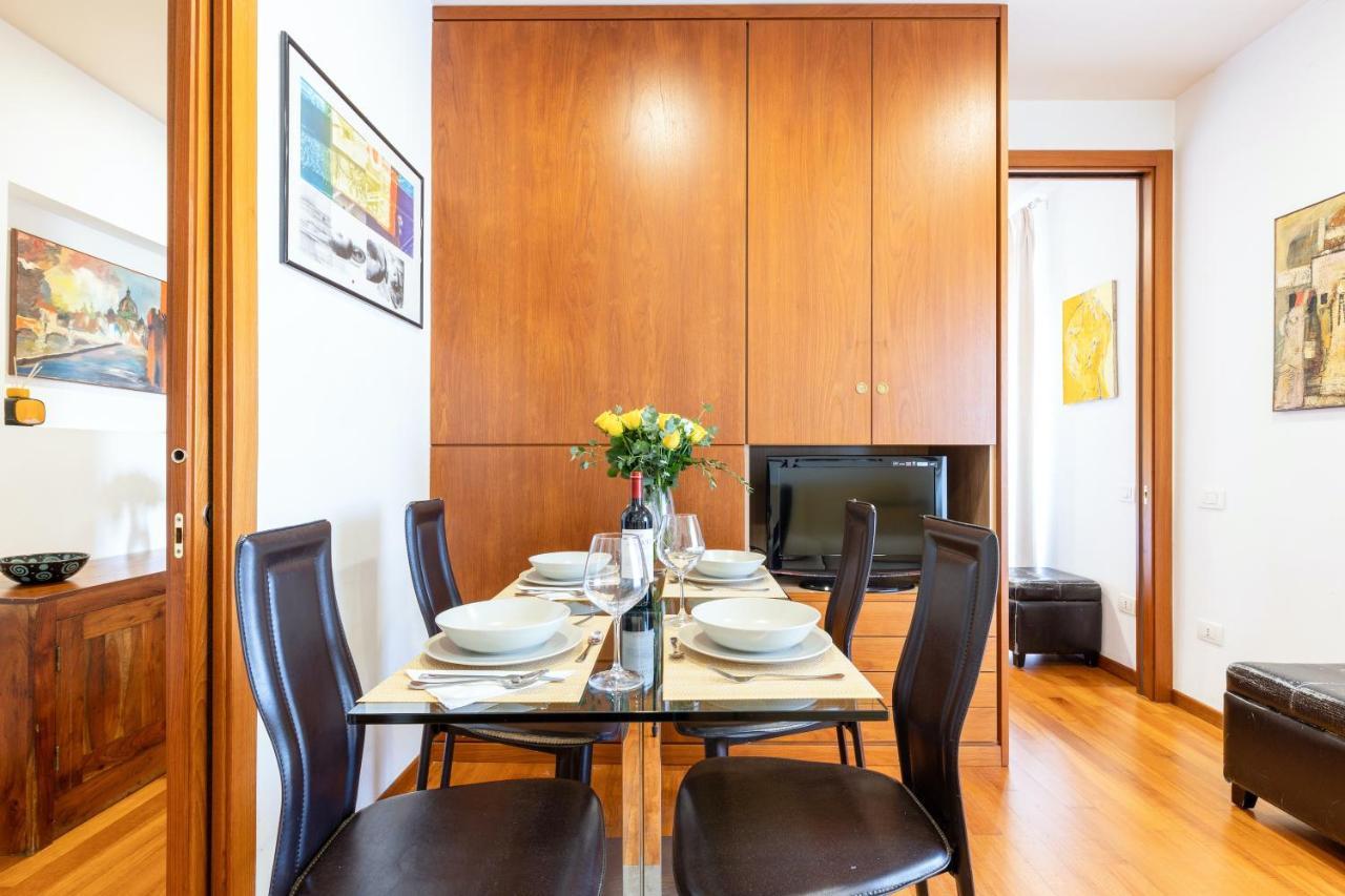 Rome As You Feel - Cozy Apartments In San Giovanni Екстериор снимка