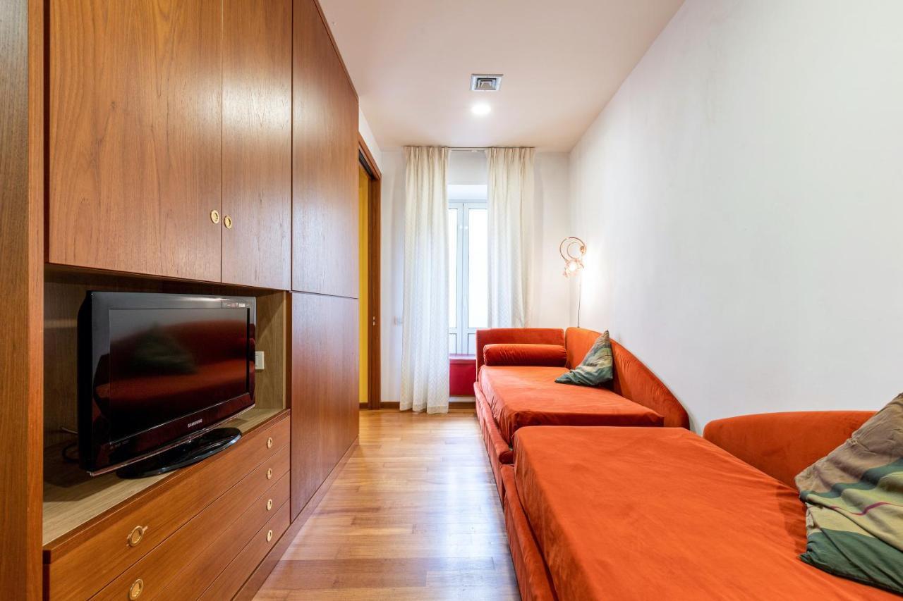 Rome As You Feel - Cozy Apartments In San Giovanni Екстериор снимка