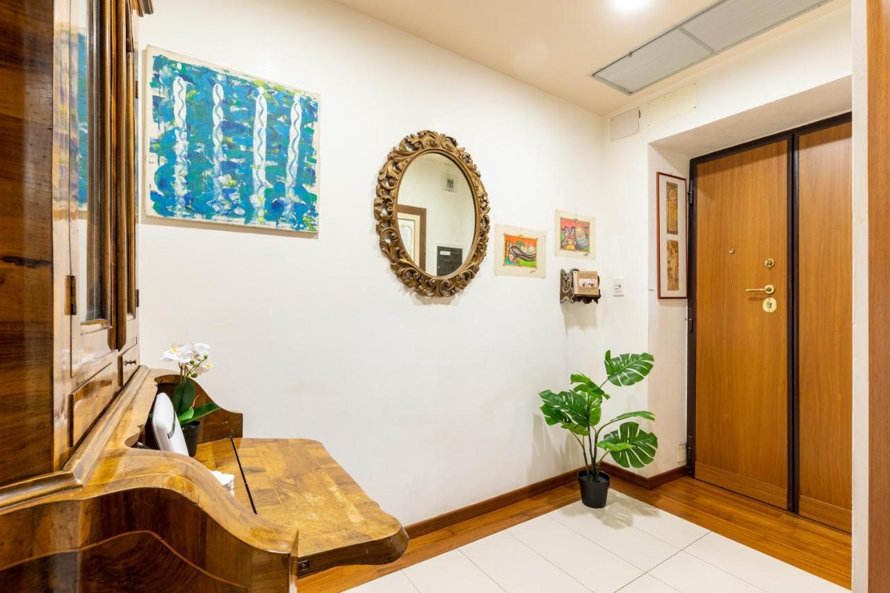 Rome As You Feel - Cozy Apartments In San Giovanni Екстериор снимка